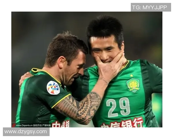 尤兹尼与马胡激战正酣网球场上谁能笑到最后